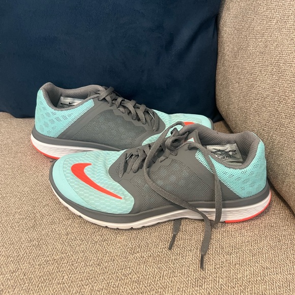 Nike FS Lite Run 3 Shoe - Turquoise/Grey/Orange - 6.5 - Picture 3 of 7